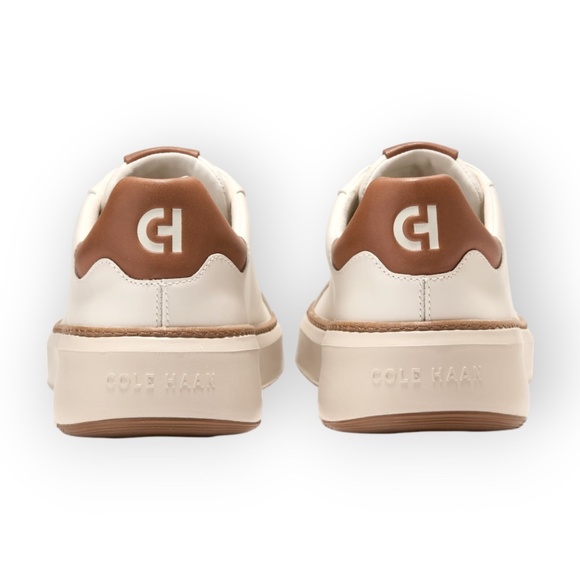 Men\'s Cole Haan GrandPro Topspin Sneaker in Ivory/New Caramel. C39656